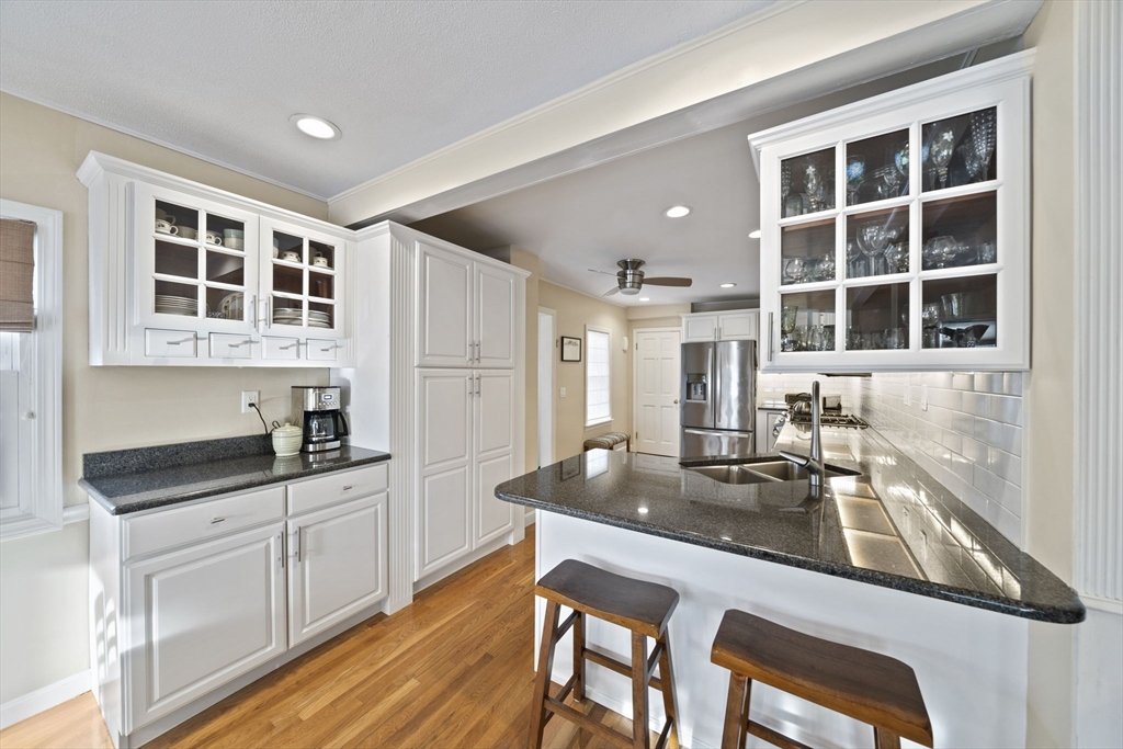 611 Pleasant Street Canton, MA 02021 - Photo 11 of 38