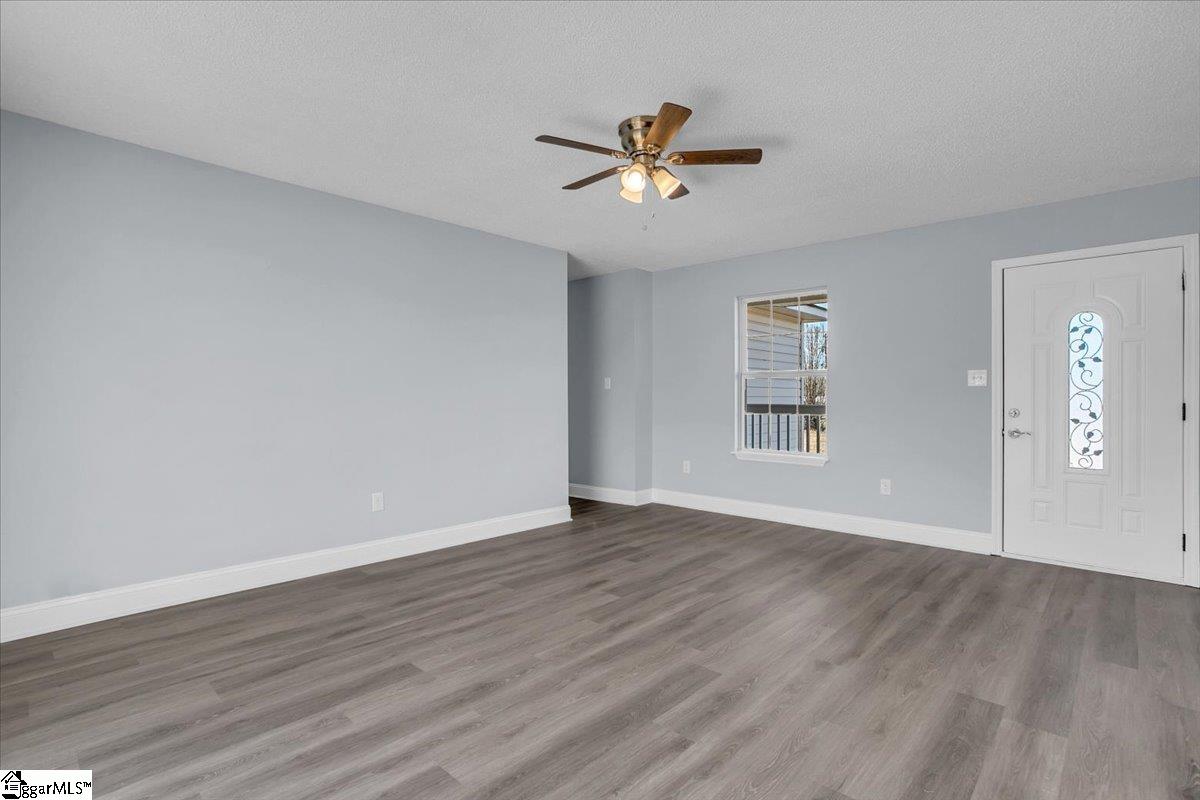 2515 Trail Road Belton, SC 29627 - Photo 7 of 30