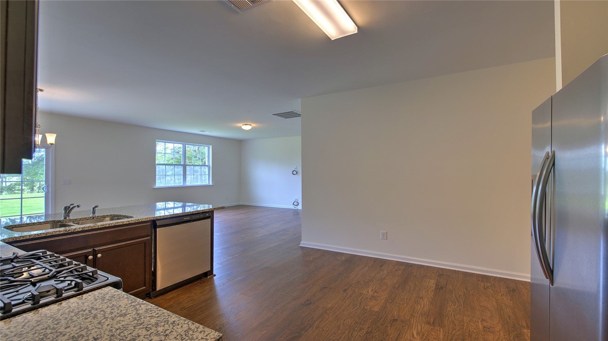214 Hillendale Way Pelzer, SC 29669 - Photo 17 of 37
