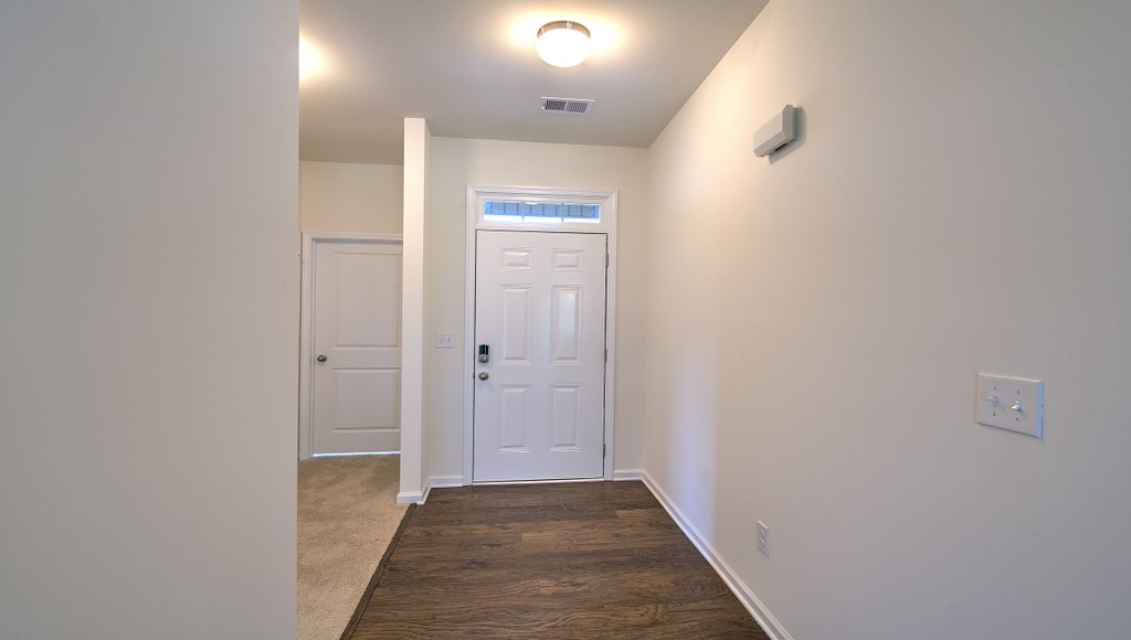 214 Hillendale Way Pelzer, SC 29669 - Photo 9 of 37