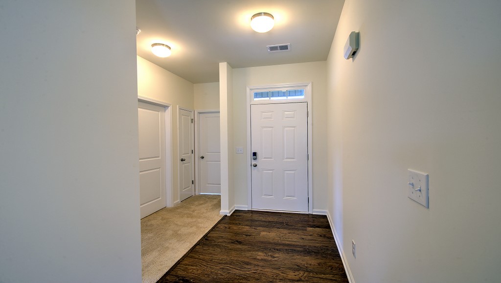 214 Hillendale Way Pelzer, SC 29669 - Photo 10 of 37