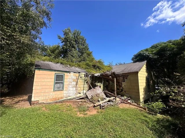 $54,200 | 153 Pineway Lane, Thurmond, NC 28683