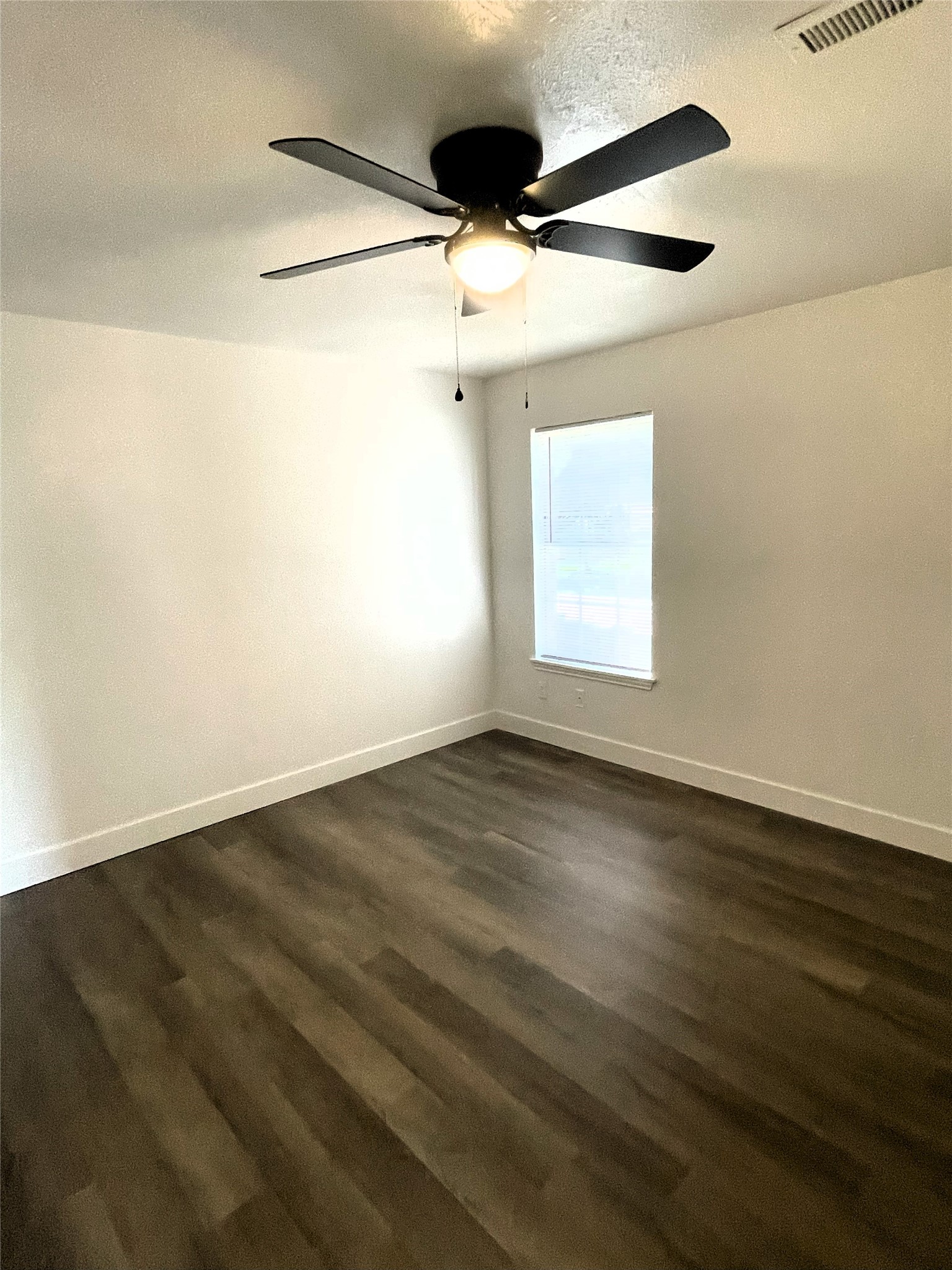 741 James Street, Unit 202 Tomball, TX 77375 - Photo 13 of 19 Living room