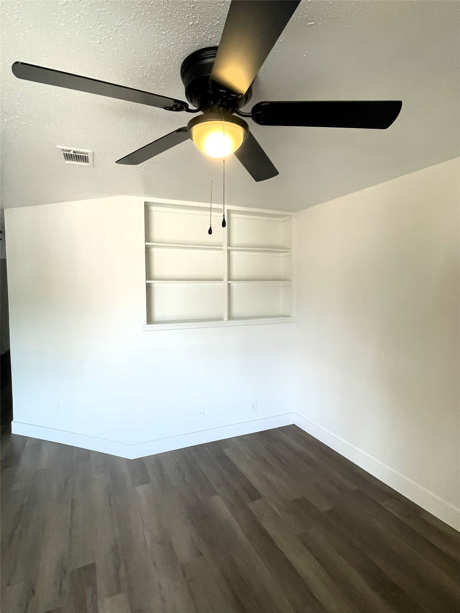 741 James Street, Unit 202 Tomball, TX 77375 - Photo 4 of 19