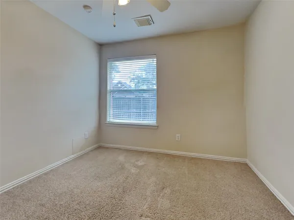 $2,675 | 3009 Fallbrook Court, Pearland, TX 77584