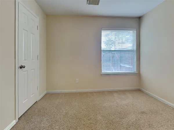 $2,675 | 3009 Fallbrook Court, Pearland, TX 77584