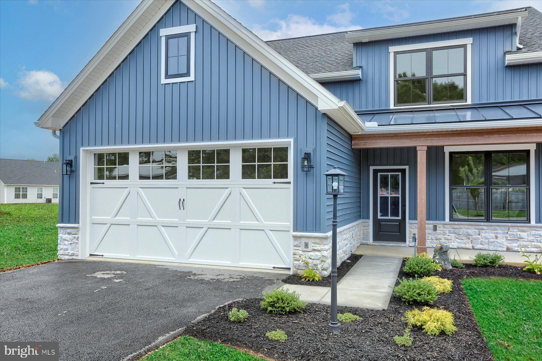 4118 Locust Road Camp Hill, PA 17011 - Photo 4 of 43 Grass was digitally added.
