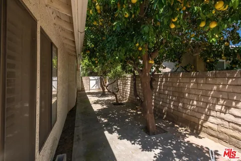 $4,595 | 7652 Quimby Avenue, Canoga Park, CA 91304