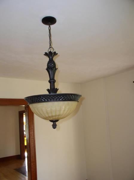 3623 Cove Road Roanoke, VA 24017 - Photo 19 of 41 Dining Room fixtures