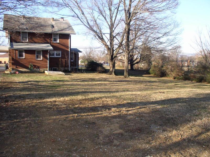 3623 Cove Road Roanoke, VA 24017 - Photo 9 of 41 Side view