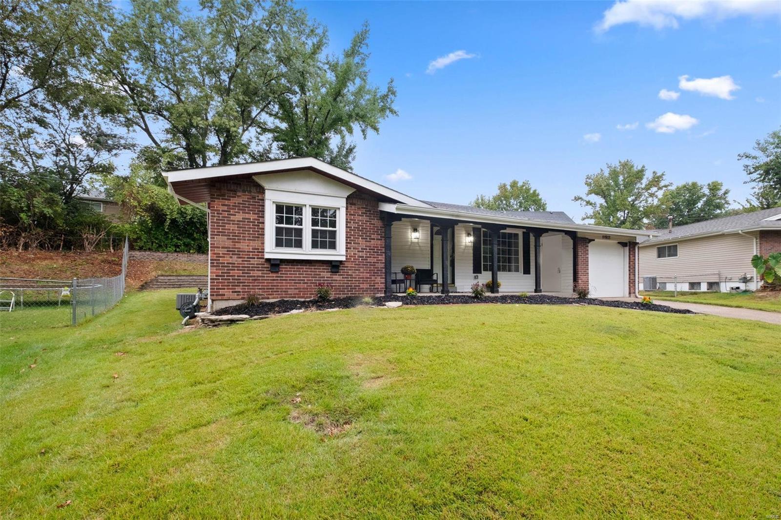 11933 Barden Tower Road Black Jack, MO 63033 - Photo 2 of 39