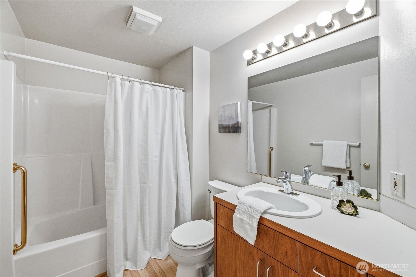 480 South State Street, Unit 204 Bellingham, WA 98225 - Photo 26 of 37