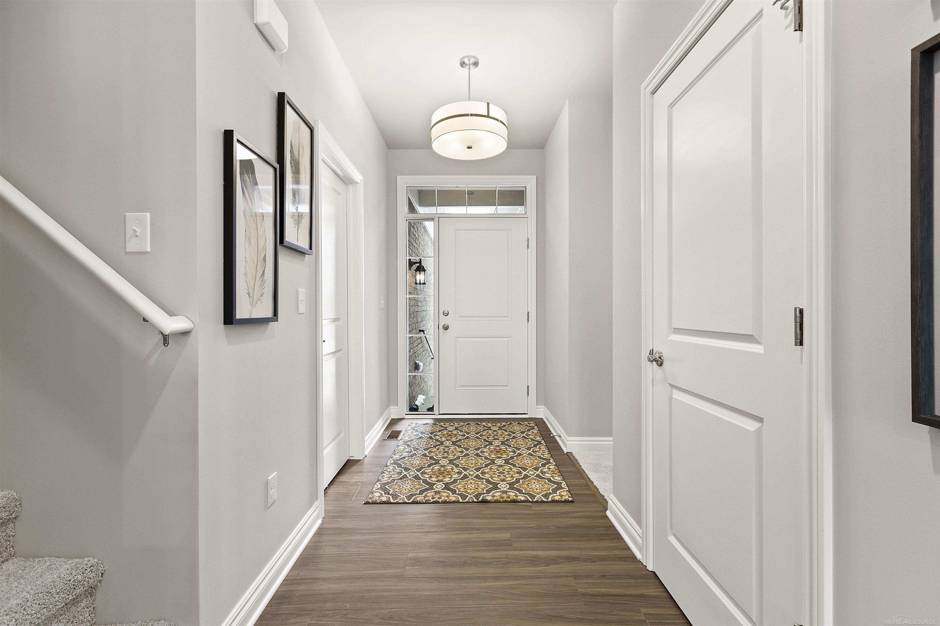 9905 Crossover Trail Howell, MI 48855 - Photo 3 of 19 Foyer