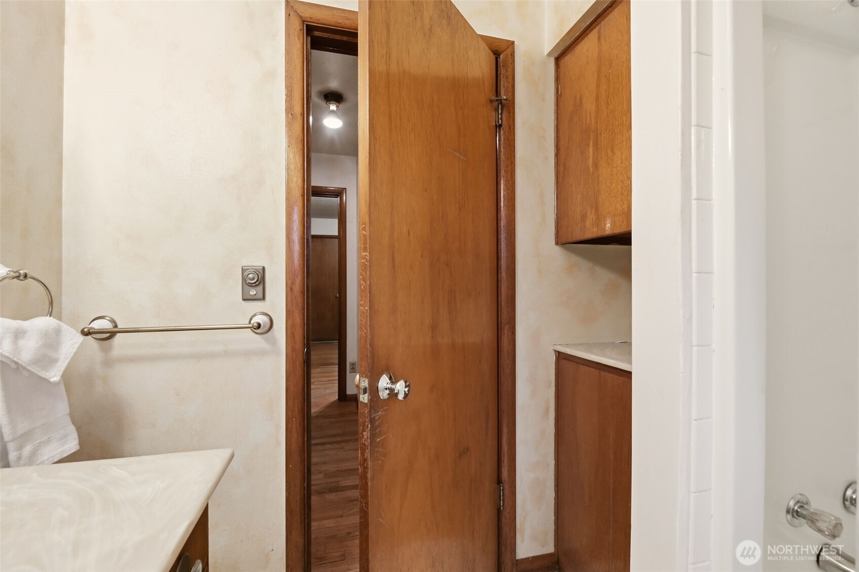 23827 Sofie Road Monroe, WA 98272 - Photo 10 of 35 a bathroom with a bathtub and shower