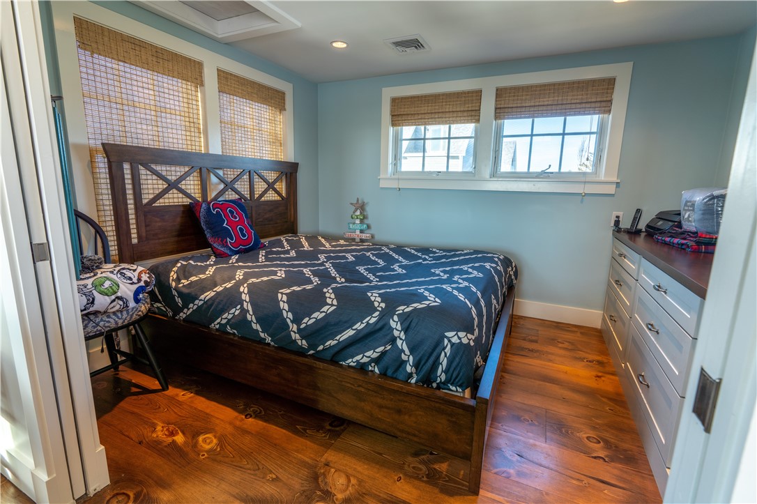 24 Sylvan Road Narragansett, RI 02882 - Photo 22 of 39 Bedroom