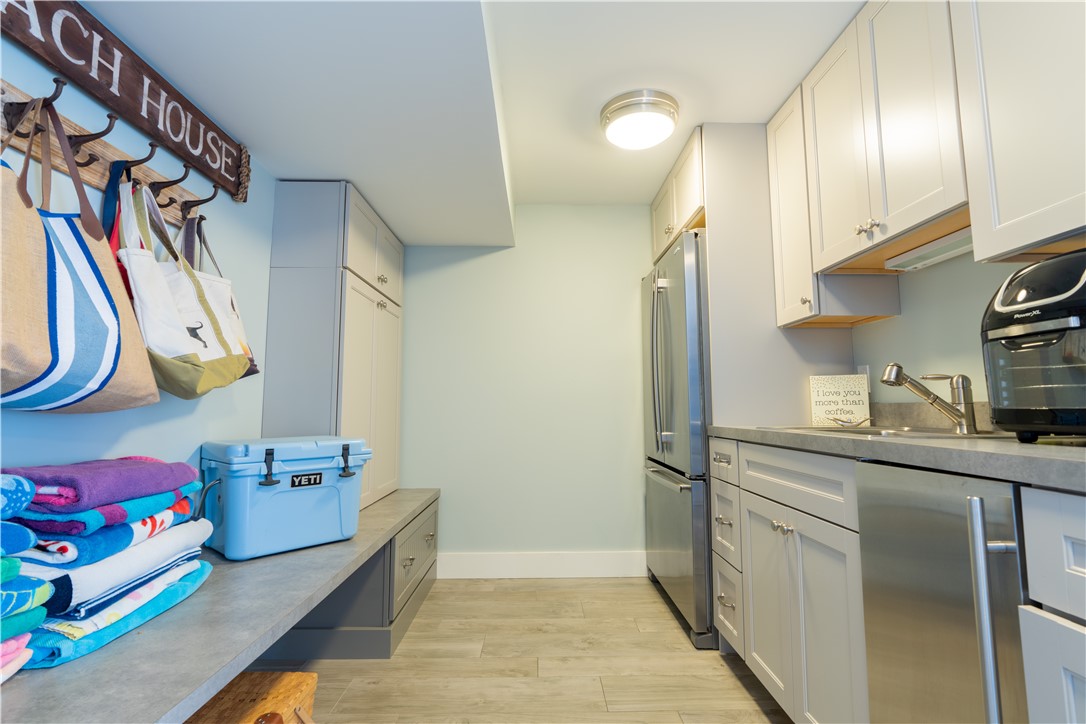 24 Sylvan Road Narragansett, RI 02882 - Photo 32 of 39 Room to drop your beach bags off