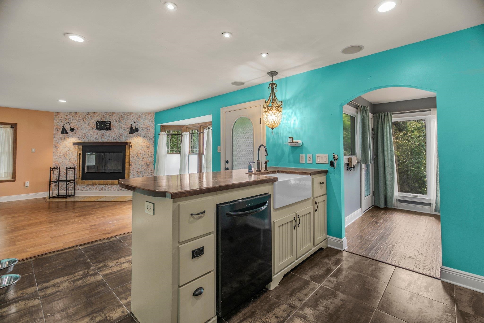 406 Wisteria Street Fairhope, AL 36532 - Photo 4 of 44