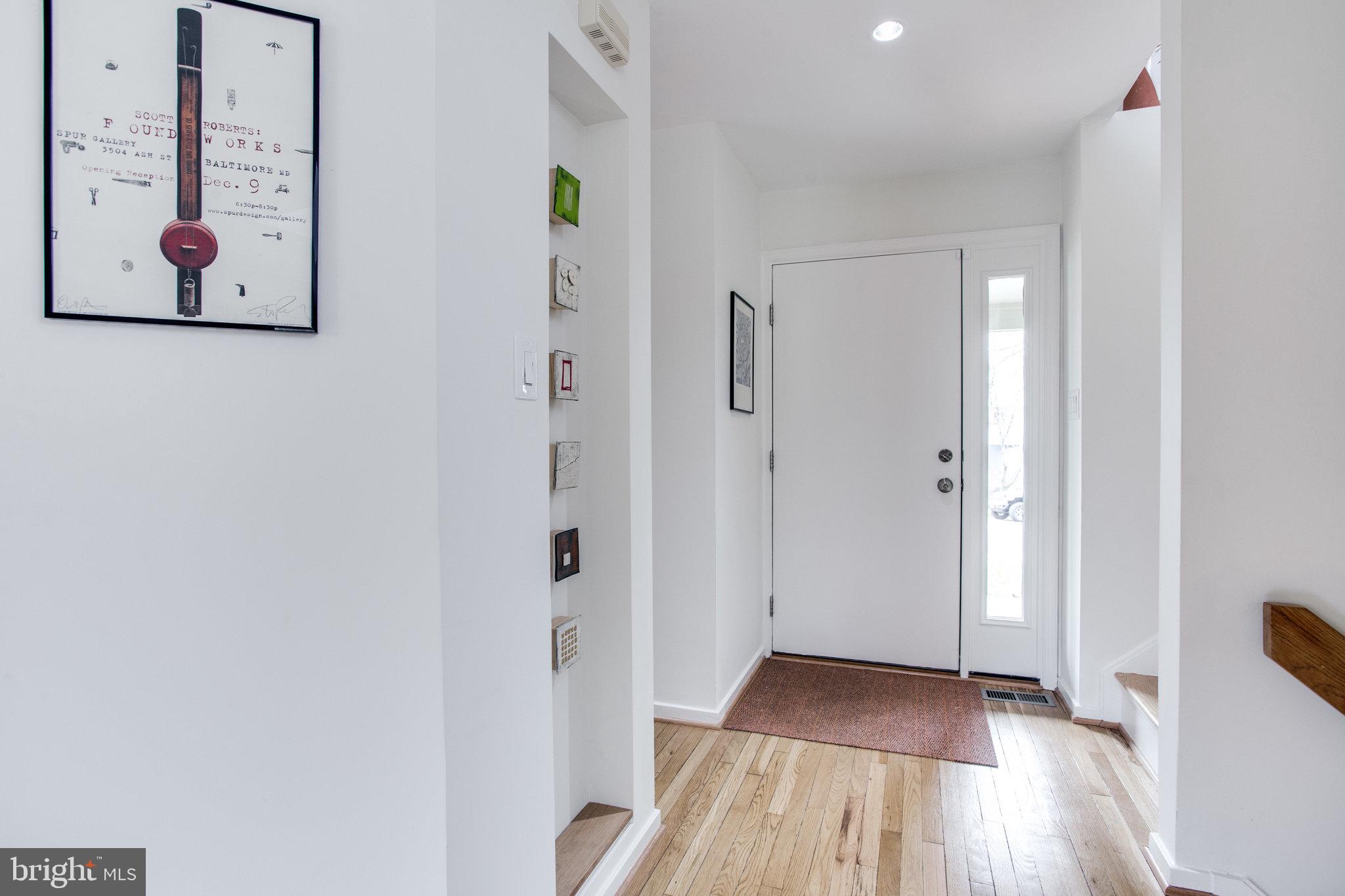 1670 Cedar Hollow Way Reston, VA 20194 - Photo 7 of 34 Gallery Image 7