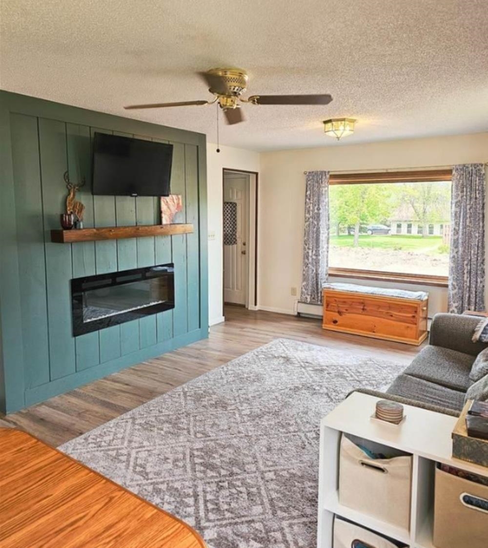 528 5th Avenue Two Harbors, MN 55616 - Photo 5 of 16