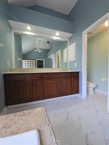 $3,295 | 8511 Northridge Court, Orlando, FL 32818