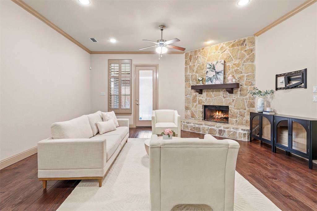 437 Middleton Drive Roanoke, TX 76262 - Photo 12 of 40