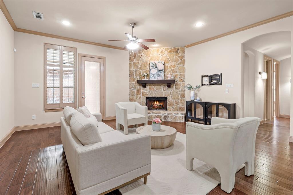 437 Middleton Drive Roanoke, TX 76262 - Photo 13 of 40