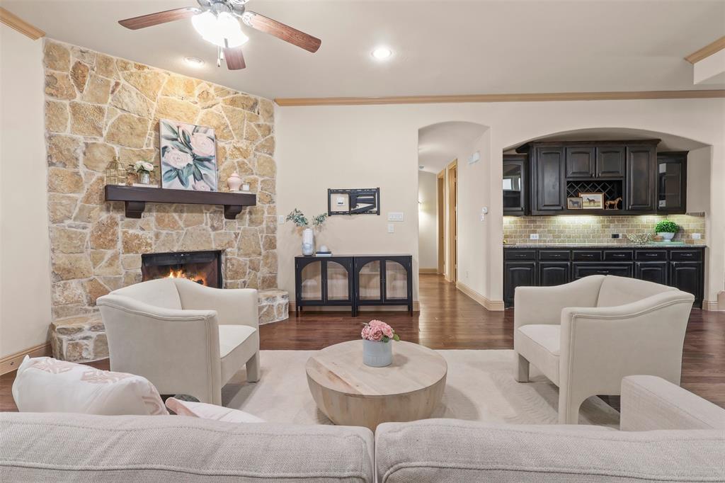 437 Middleton Drive Roanoke, TX 76262 - Photo 14 of 40