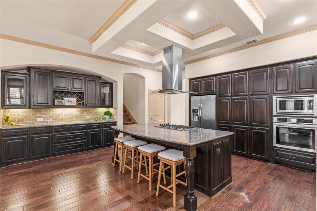 437 Middleton Drive Roanoke, TX 76262 - Photo 8 of 40