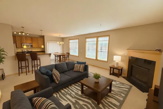 $299,900 | 12501 Nicollet Avenue, Unit 227, Burnsville, MN 55337