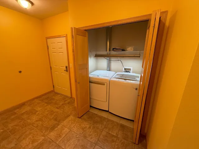 $299,900 | 12501 Nicollet Avenue, Unit 227, Burnsville, MN 55337