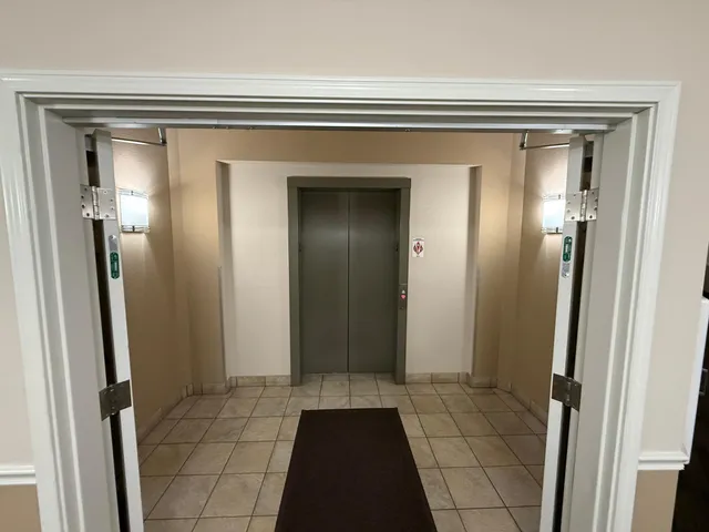 $299,900 | 12501 Nicollet Avenue, Unit 227, Burnsville, MN 55337