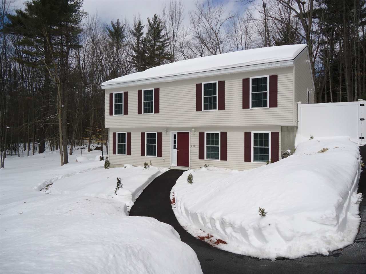 298 Jamestown Road Belmont, NH 03220 - Photo 1 of 22 Gallery Image 1