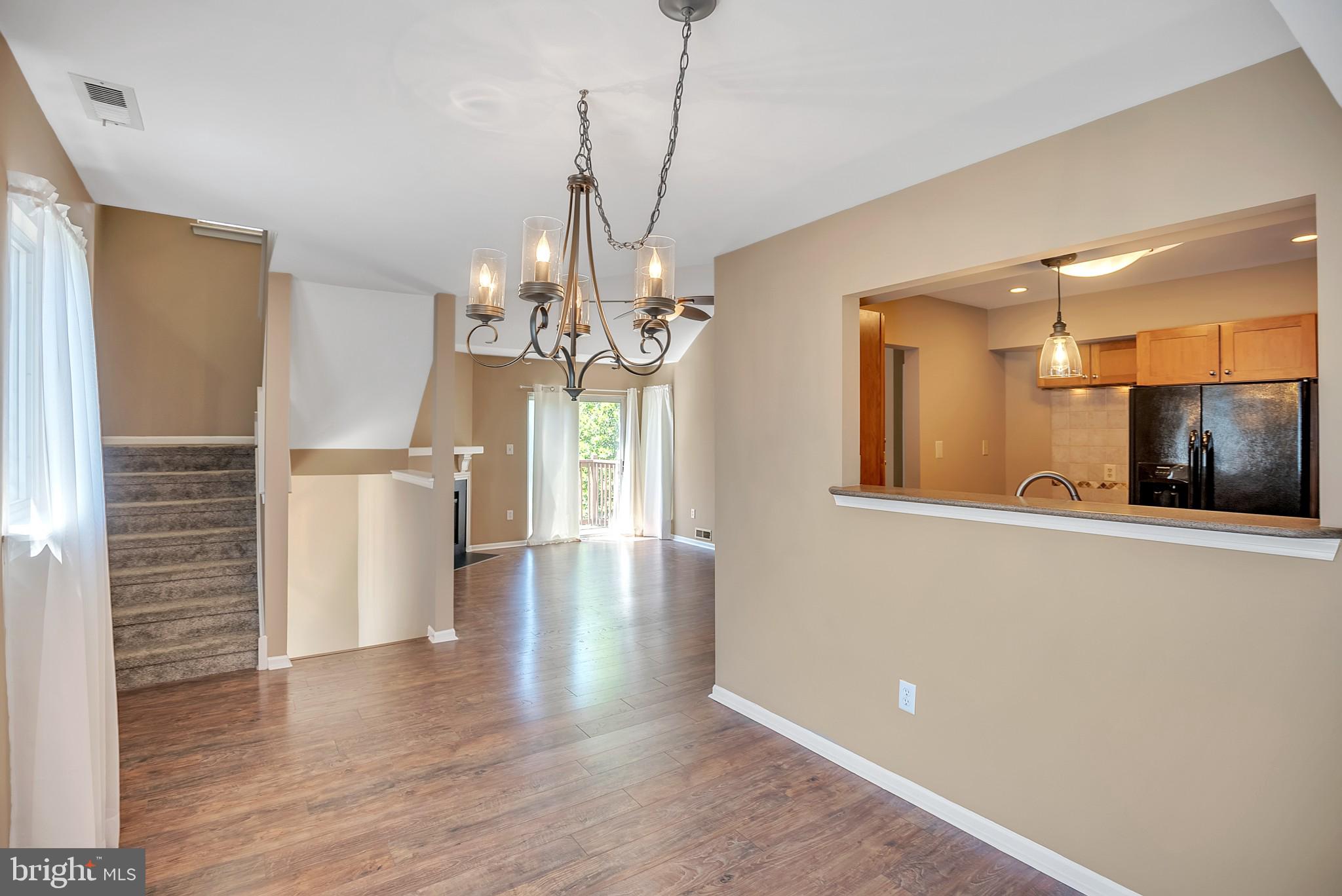 373 Woodlake Drive Marlton, NJ 08053 - Photo 13 of 34 Dining room