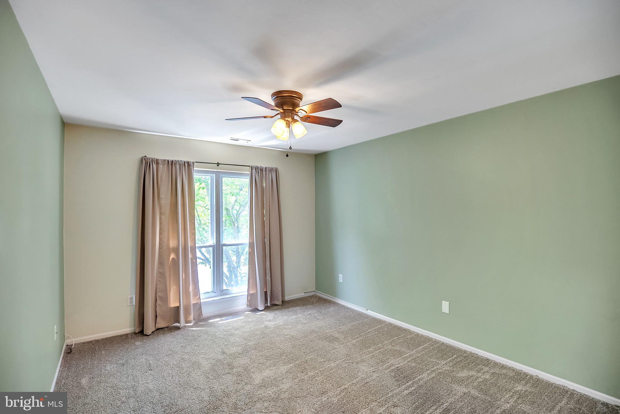 373 Woodlake Drive Marlton, NJ 08053 - Photo 17 of 34 Primary bedroom