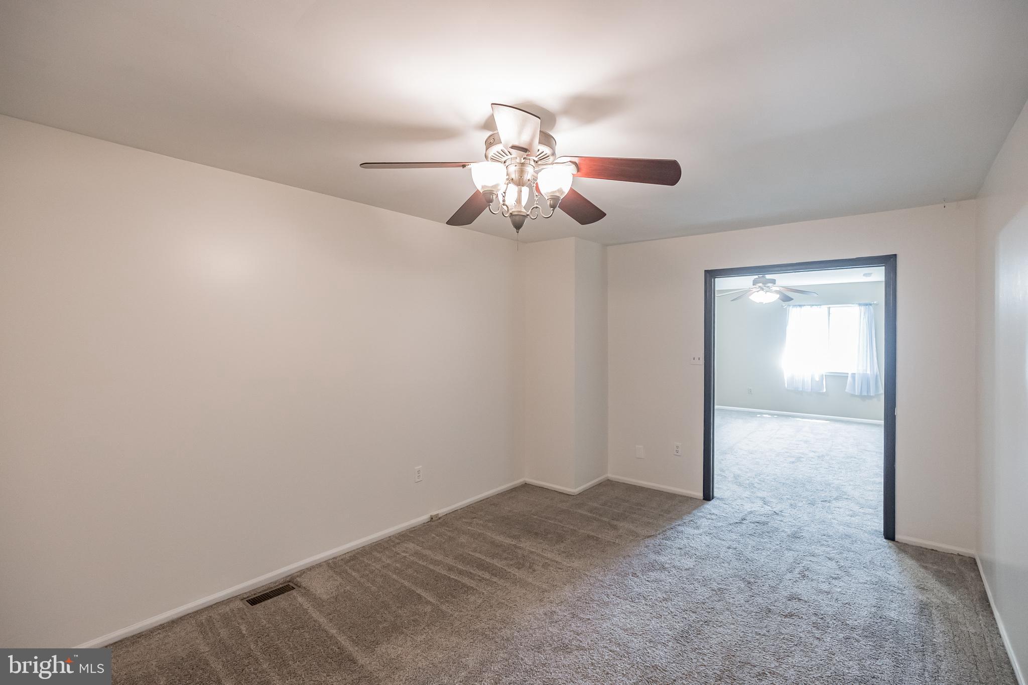 373 Woodlake Drive Marlton, NJ 08053 - Photo 24 of 34 3rd floor
