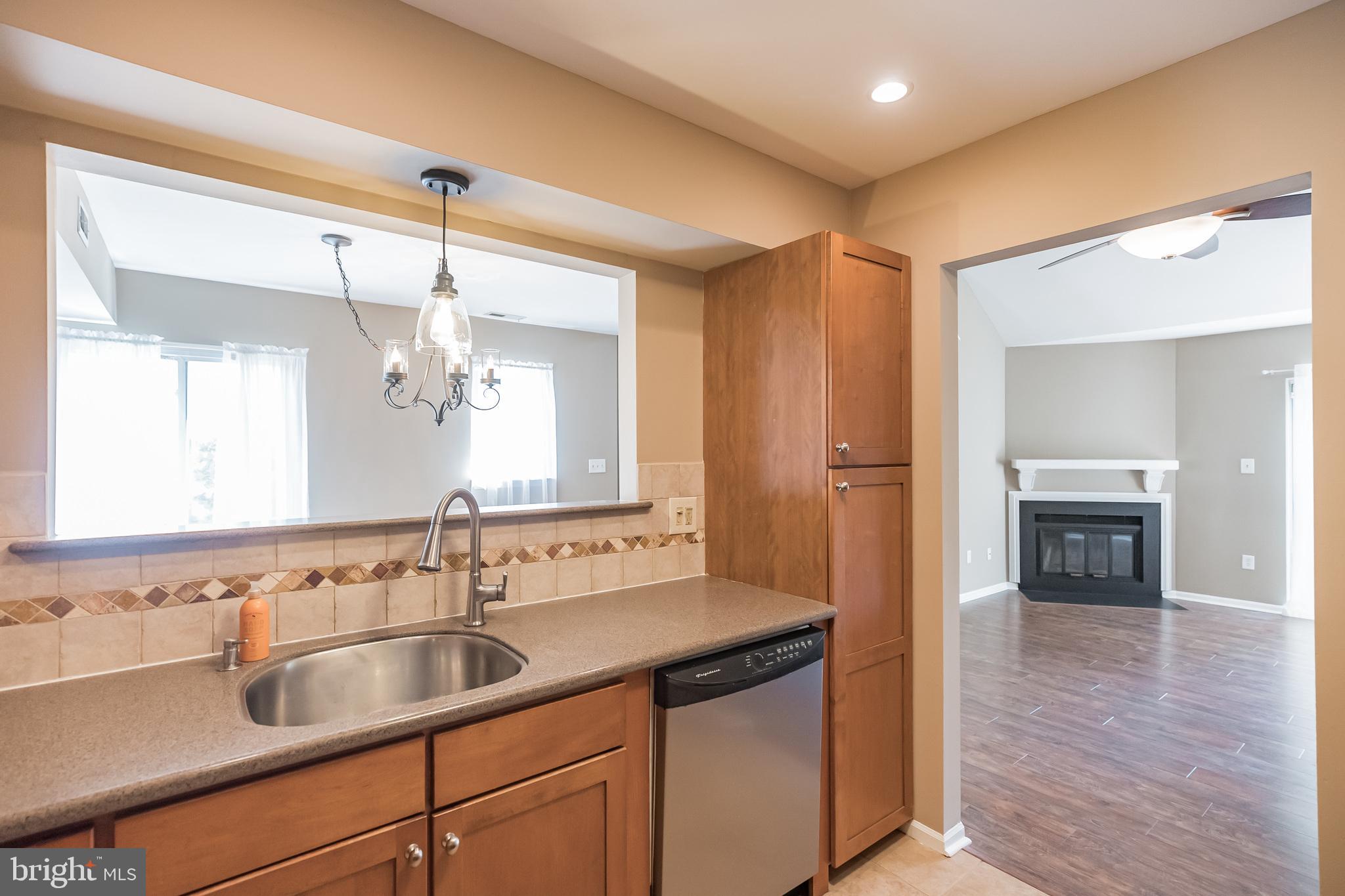 373 Woodlake Drive Marlton, NJ 08053 - Photo 10 of 34