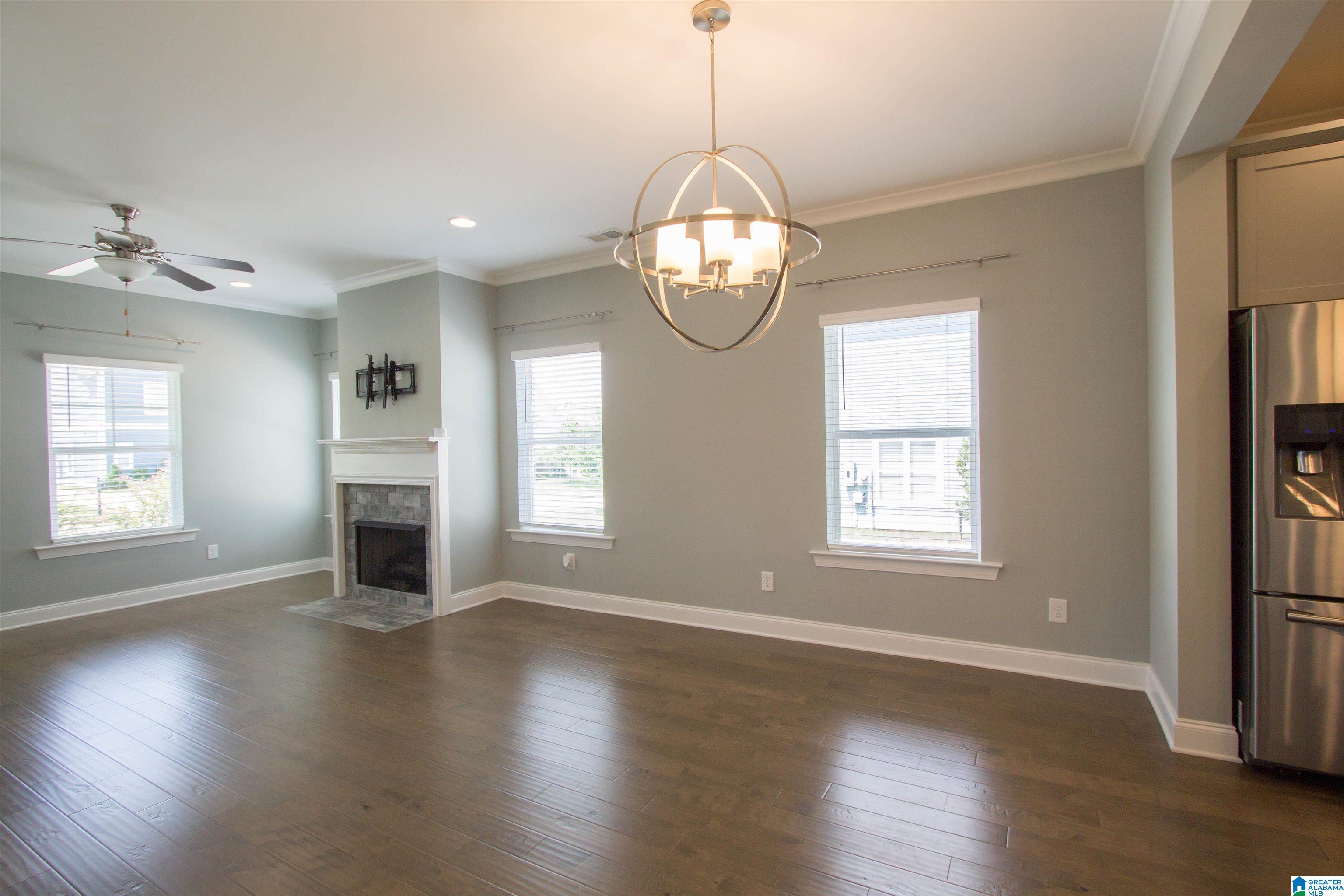 1018 Camellia Ridge Drive Pelham, AL 35124 - Photo 11 of 40
