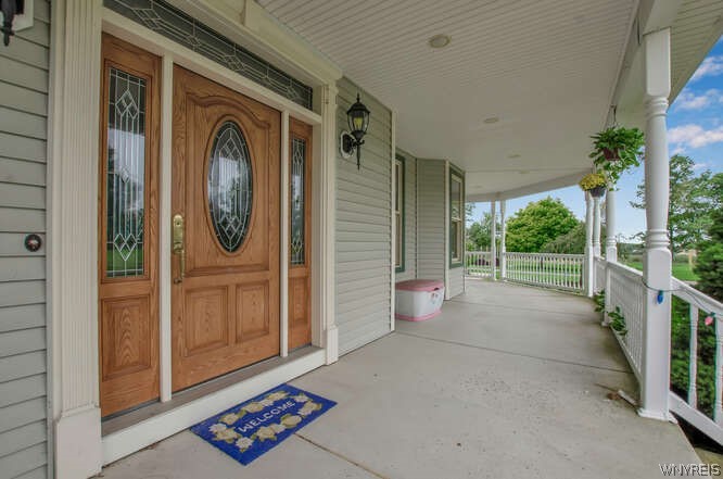 11411 Stolle Road Marilla, NY 14052 - Photo 4 of 50 Front porch