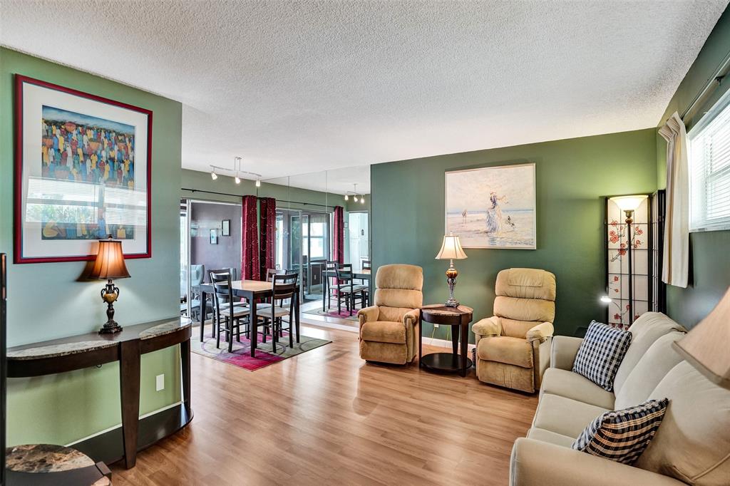 32 Colonial Club Drive, Unit 202 Boynton Beach, FL 33435 - Photo 6 of 38