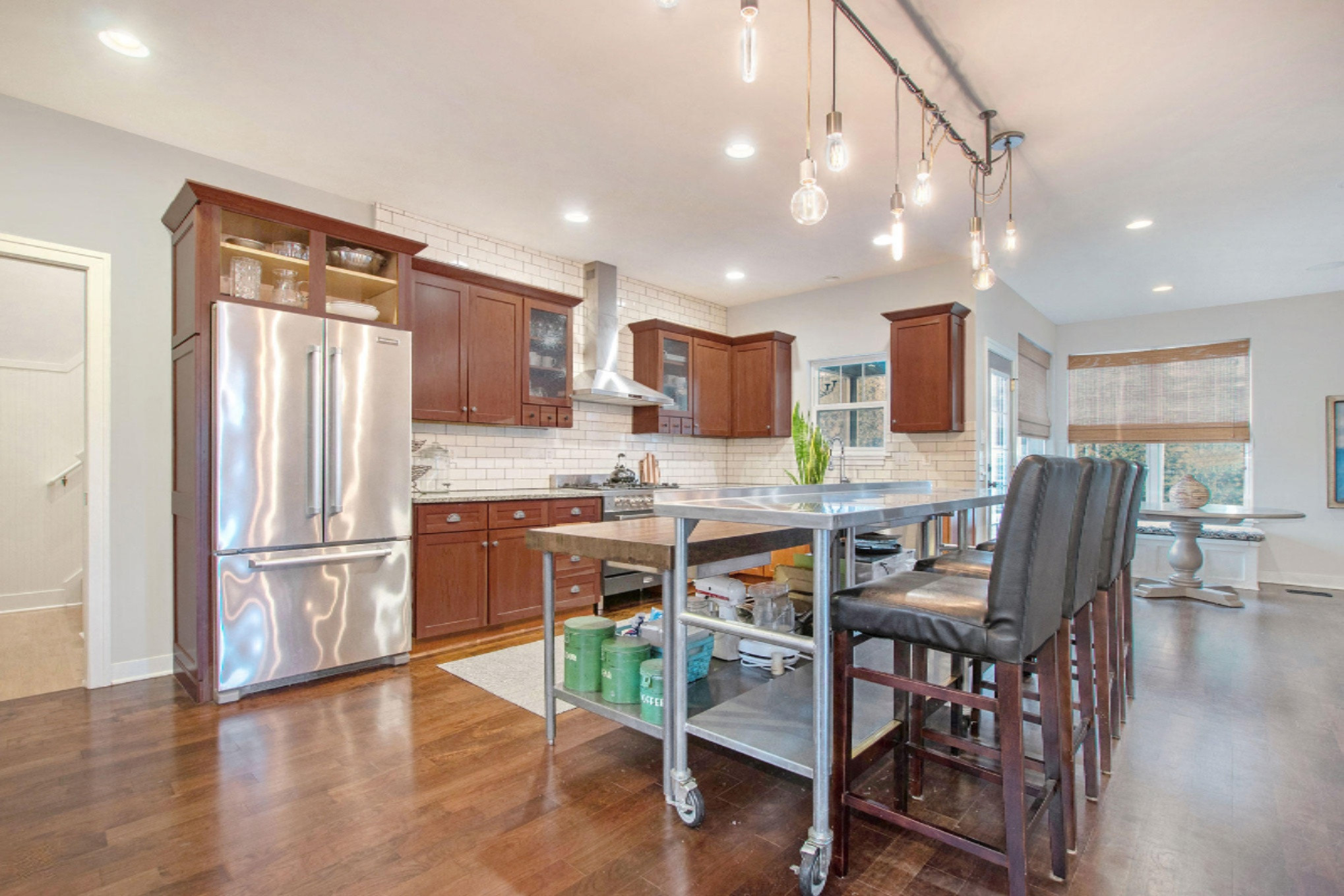 1086 Keystone Road Holland, MI 49423 - Photo 10 of 40 Kitchen