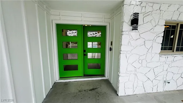 $2,999 | 2905 Mason Avenue, Las Vegas, NV 89102