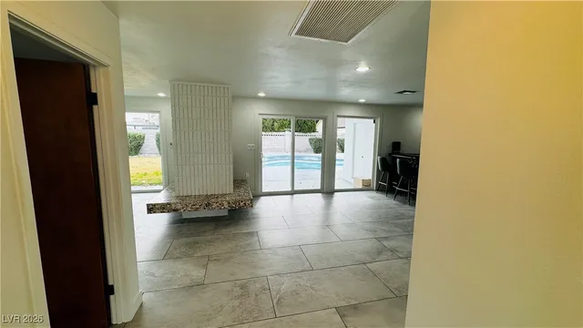 $2,999 | 2905 Mason Avenue, Las Vegas, NV 89102
