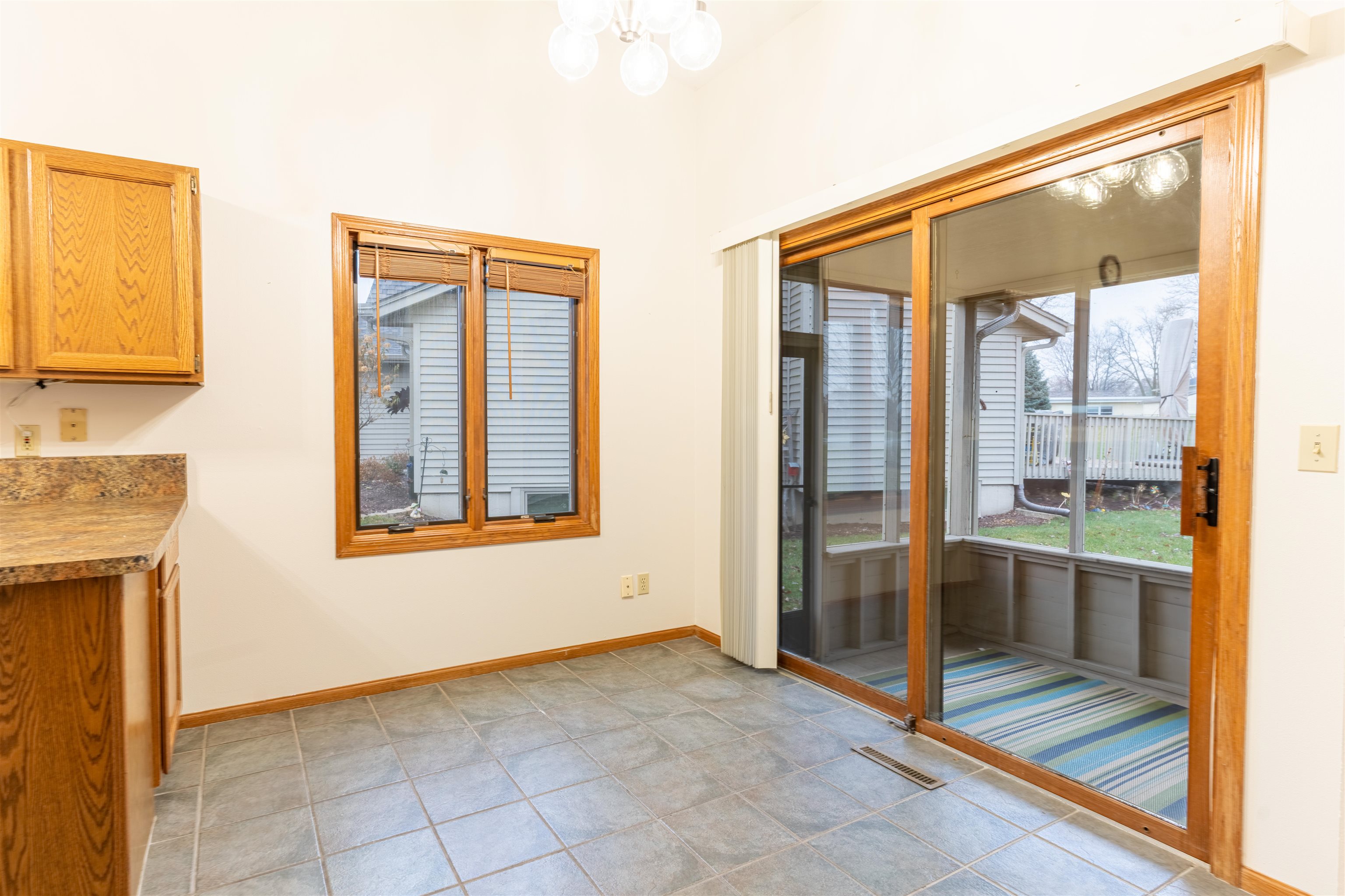 5269 Windsor Road Loves Park, IL 61111 - Photo 17 of 32 a view of an empty room with window