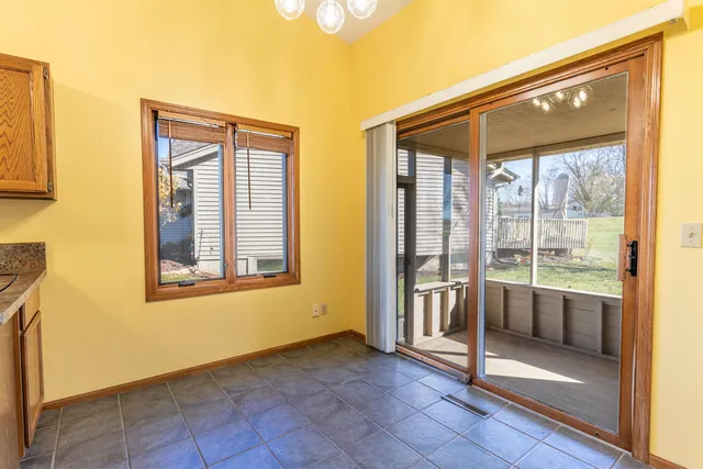 $244,900 | 5269 Windsor Road, Loves Park, IL 61111