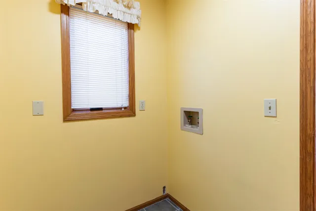 $244,900 | 5269 Windsor Road, Loves Park, IL 61111