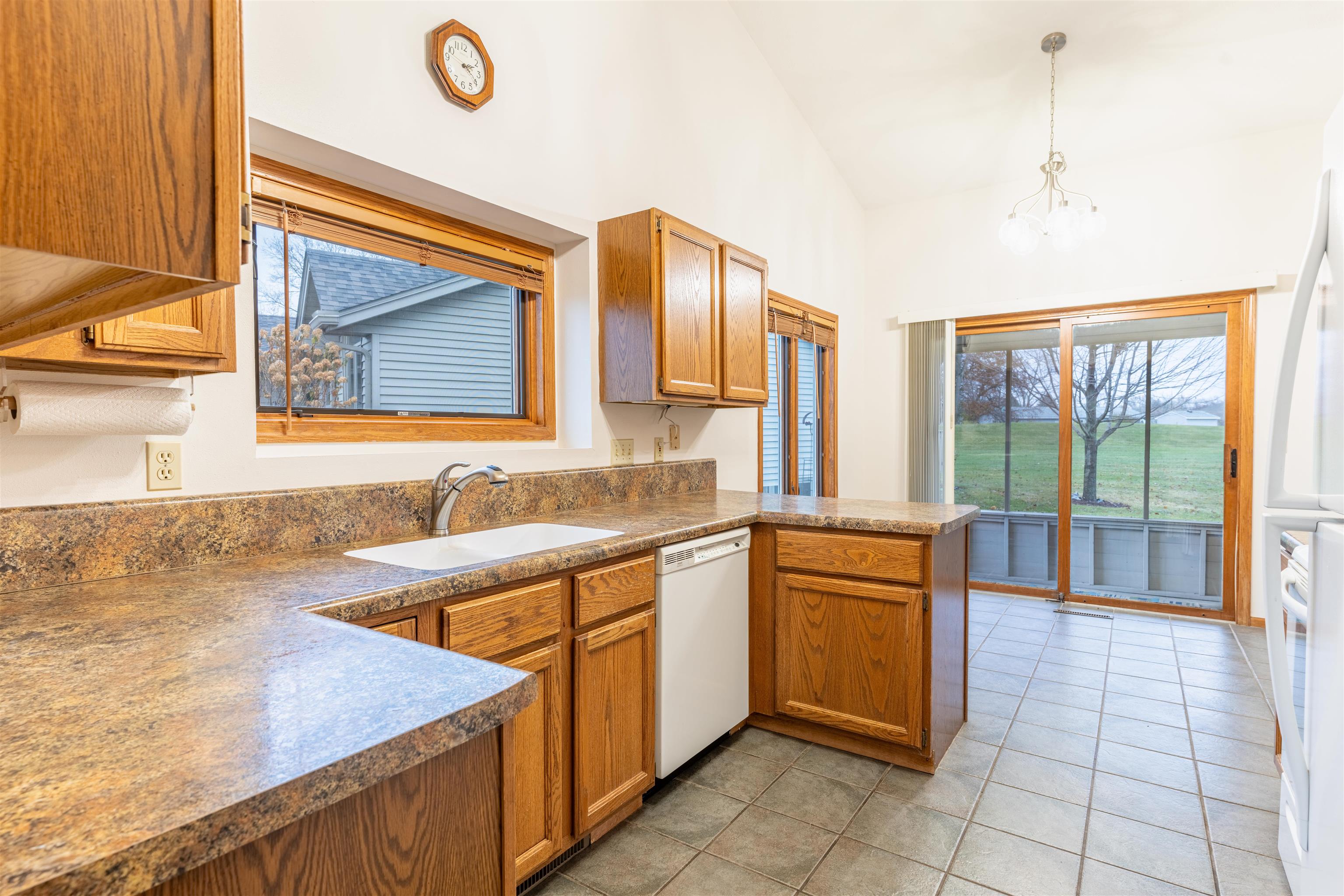 5269 Windsor Road Loves Park, IL 61111 - Photo 26 of 32