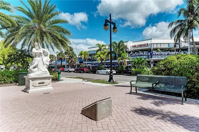 $1,900 | 115 Tyler Drive, Unit 104, Sarasota, FL 34236