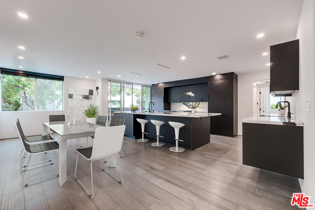 1010 North Kings Rd Unit 106  