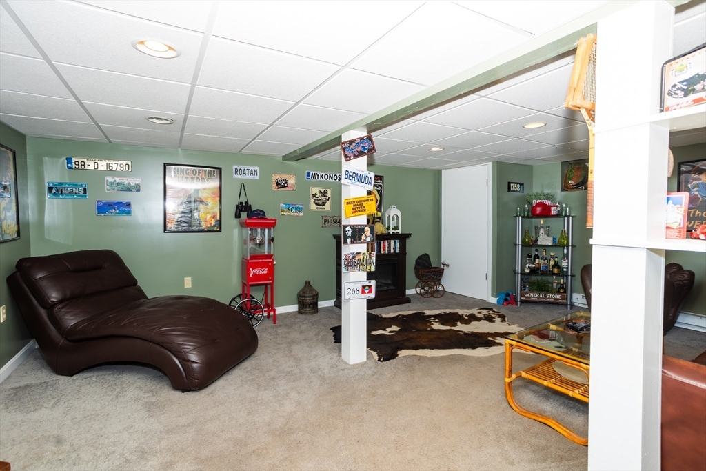 22 Lake Shore Road Lynn, MA 01904 - Photo 16 of 31
