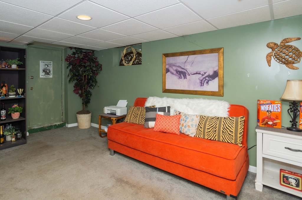22 Lake Shore Road Lynn, MA 01904 - Photo 17 of 31
